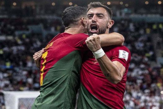 Portugal beat Uruguay 2-0 to move to the knockout stage.