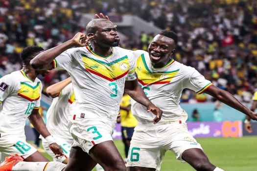 Senegal defeats Ecuador 2-1. The Teranga Lions reach the round of 16