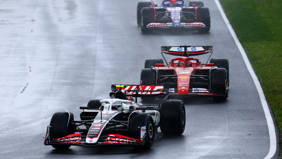 Haas surprised their rivals by going for wet tyres, rather than intermediates, at the start;